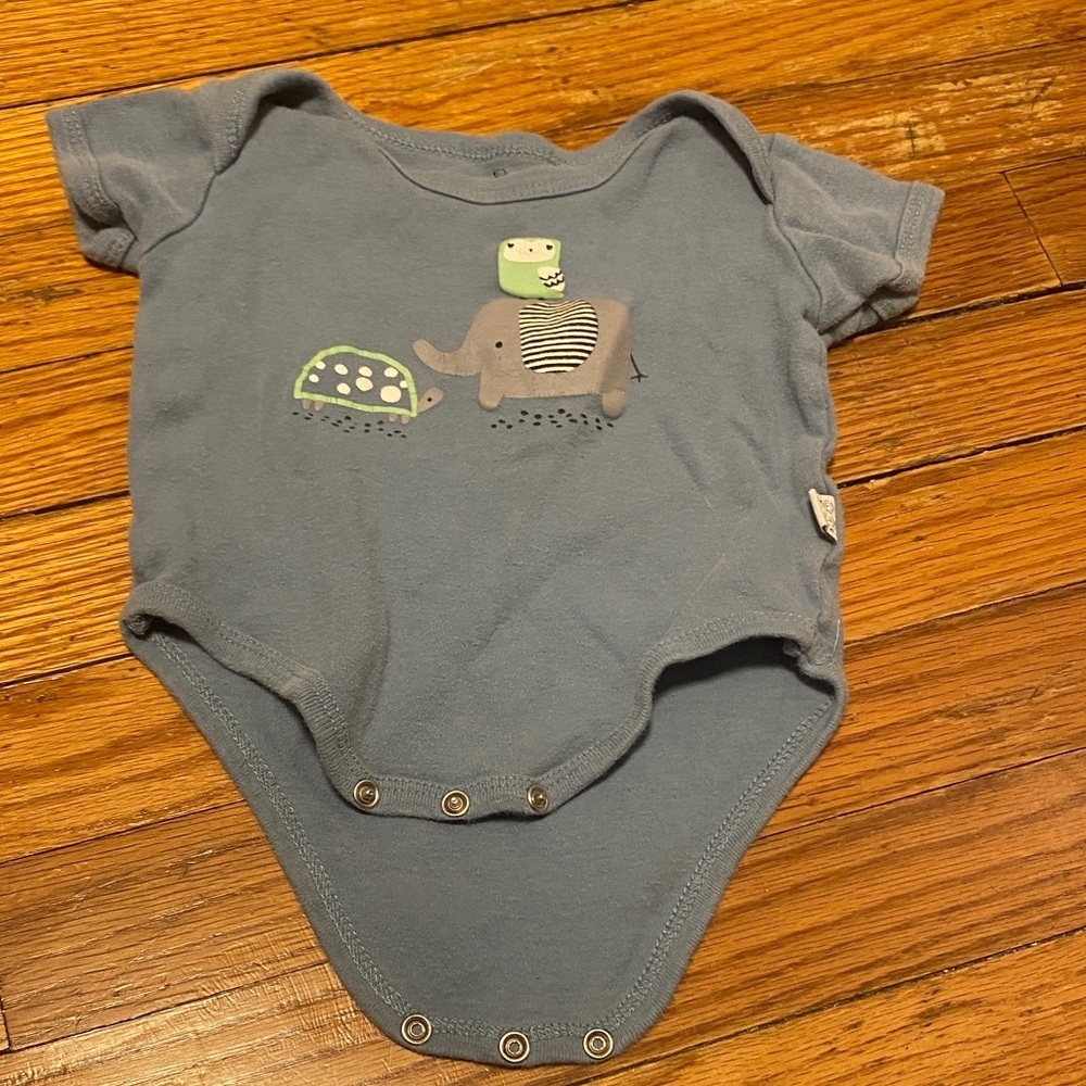 Blue Baby Onesie with Elephant and Turtle Design Duck Duck Goose 6-9 M